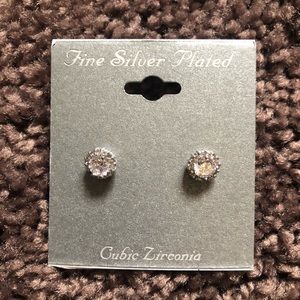 NEW Fine Silver‎ Plated Earring Set Pair Stud $50